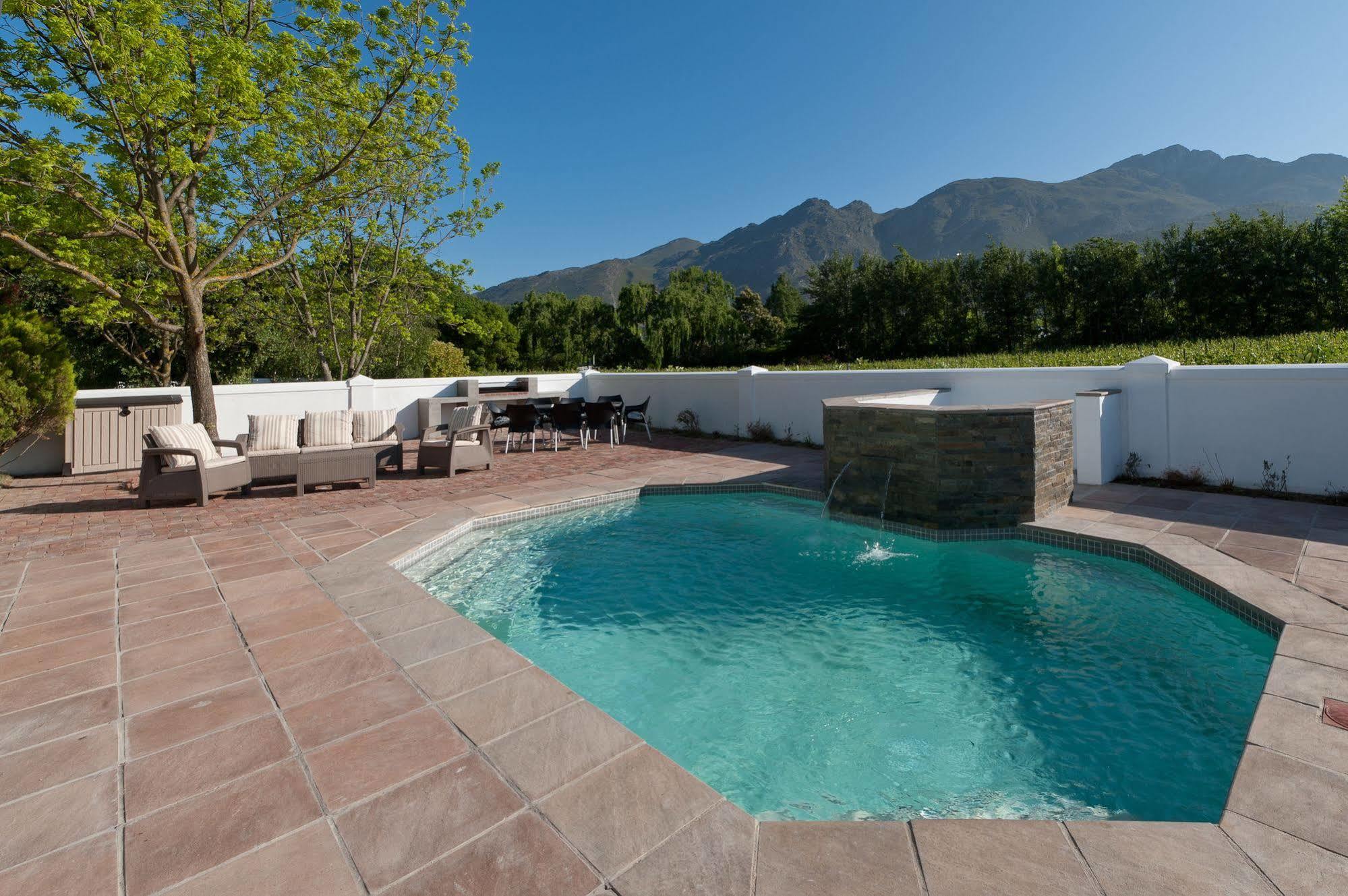 La Galiniere Guest Cottages فرانستشوك المظهر الخارجي الصورة