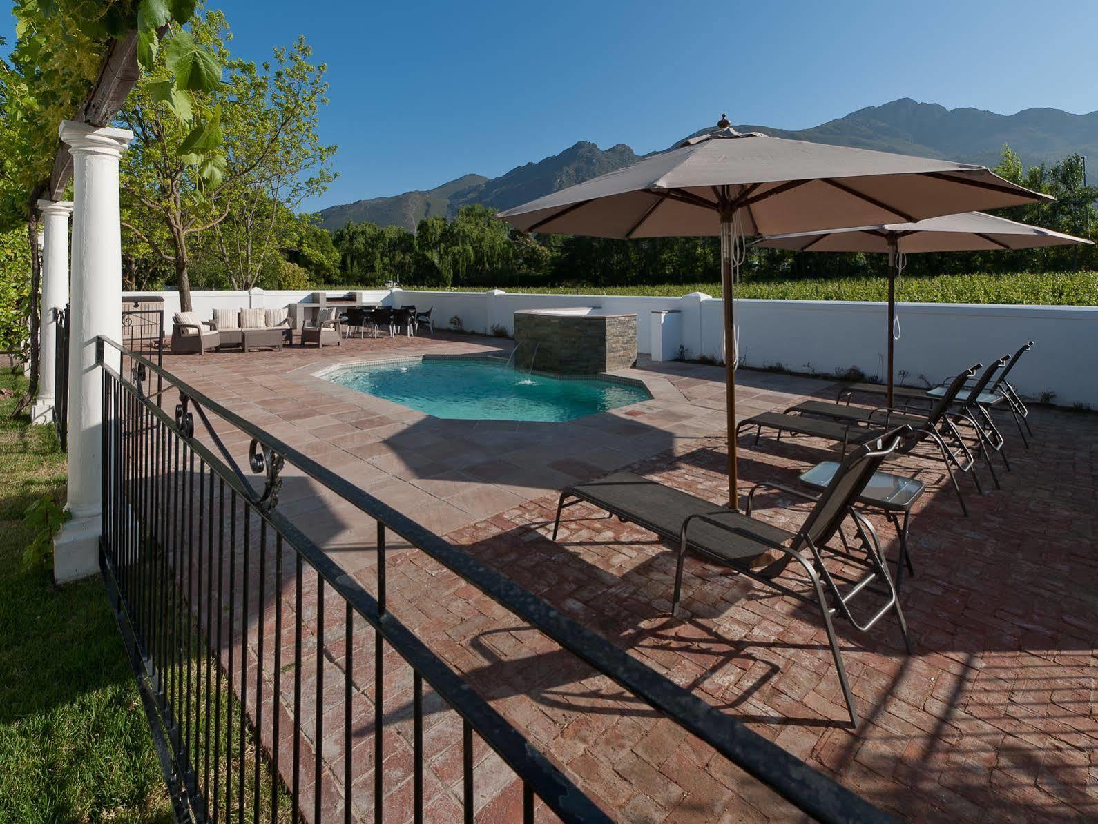 La Galiniere Guest Cottages فرانستشوك المظهر الخارجي الصورة